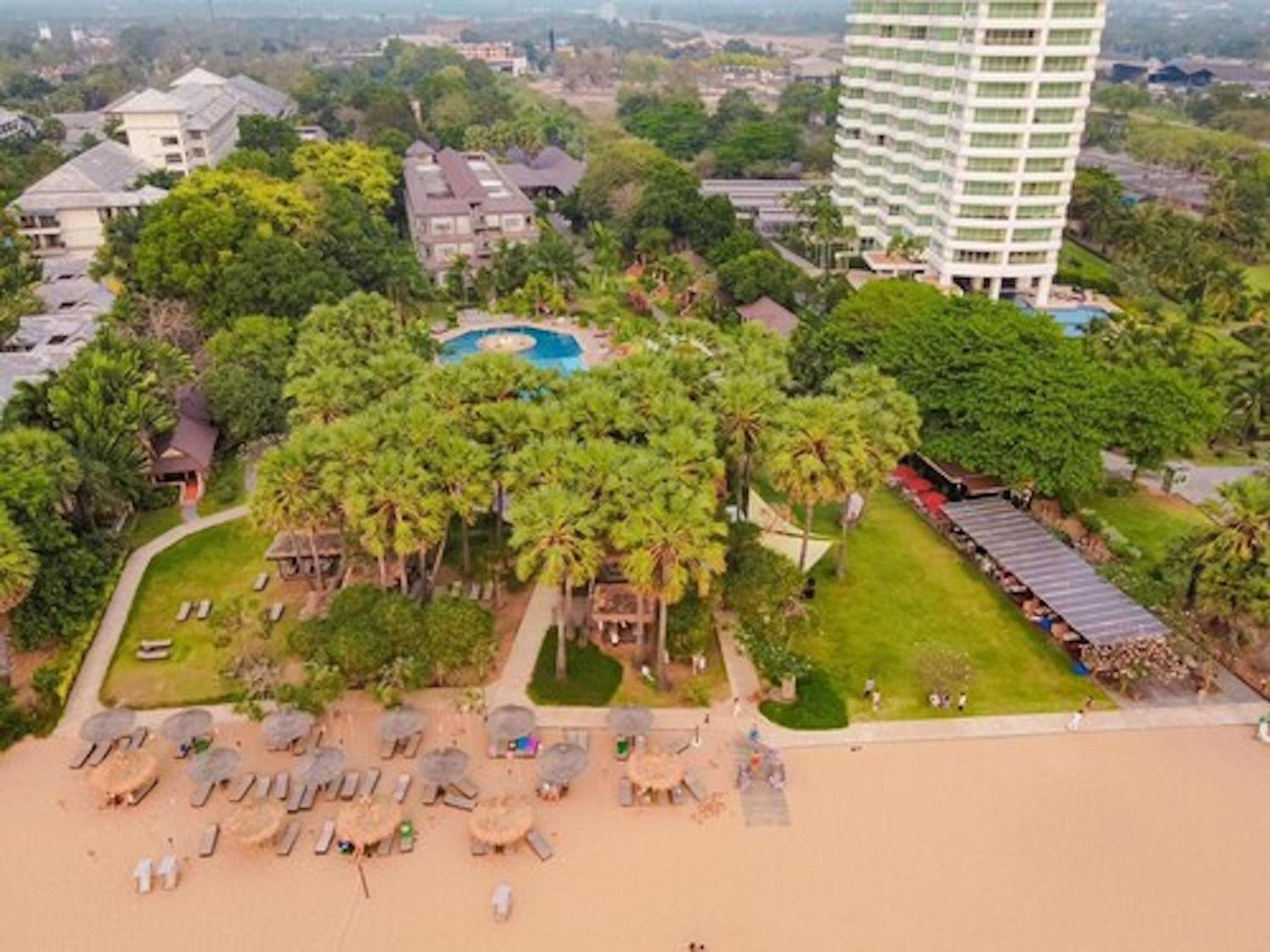 Botany Beach Resort Pattaya Na Chom Thian Exterior foto